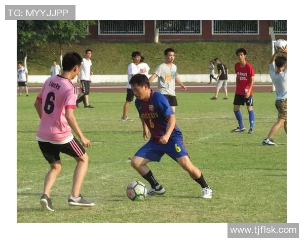 中国老球星再聚绿茵场见证岁月沉淀下的足球激情与荣耀